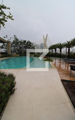 Apartamento à venda com 211m², 3 quartos e 3 vagasÁrea comum - Piscina