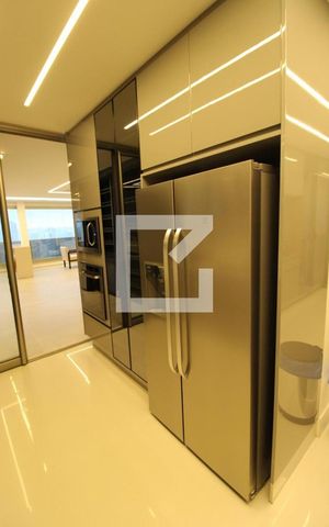 Apartamento à venda com 211m², 3 quartos e 3 vagasCozinha