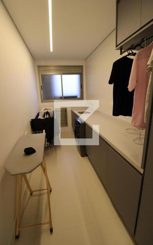 Apartamento à venda com 211m², 3 quartos e 3 vagasÁrea de Serviço
