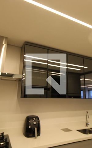 Apartamento à venda com 211m², 3 quartos e 3 vagasCozinha - Armários