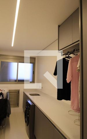 Apartamento à venda com 211m², 3 quartos e 3 vagasÁrea de Serviço