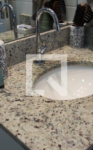 Apartamento à venda com 58m², 2 quartos e 2 vagasBanheiro