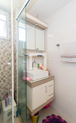 Apartamento à venda com 71m², 3 quartos e 2 vagasBanheiro