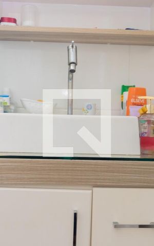 Apartamento à venda com 71m², 3 quartos e 2 vagasBanheiro