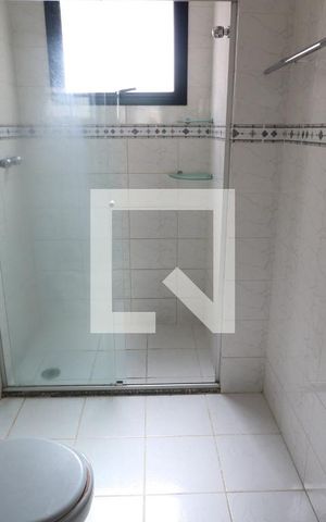 Apartamento para alugar com 125m², 3 quartos e 3 vagas Apartamento para alugar com 125m², 3 quartos e 3 vagasBanheiro da Suíte