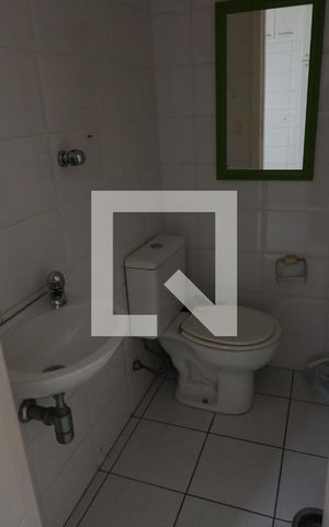 Apartamento para alugar com 125m², 3 quartos e 3 vagas Apartamento para alugar com 125m², 3 quartos e 3 vagasBanheiro de serviço