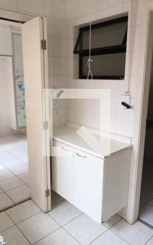 Apartamento para alugar com 125m², 3 quartos e 3 vagas Apartamento para alugar com 125m², 3 quartos e 3 vagasÁrea de Serviço