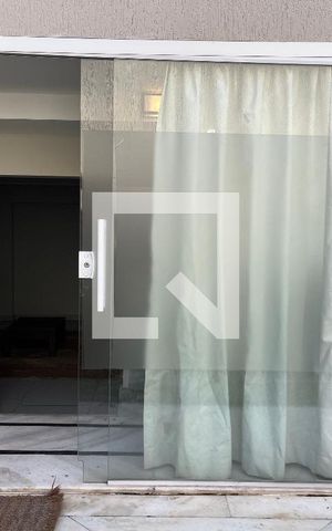 Casa para alugar com 40m², 1 quarto e sem vaga Casa para alugar com 40m², 1 quarto e sem vagaFachada
