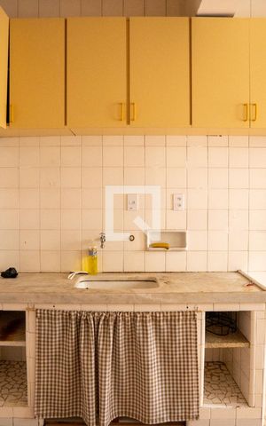 Apartamento para alugar com 100m², 2 quartos e 1 vaga Apartamento para alugar com 100m², 2 quartos e 1 vagaCozinha