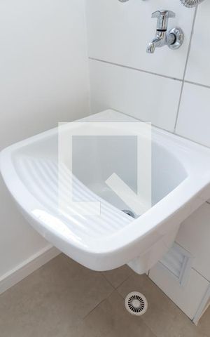 Apartamento para alugar com 49m², 2 quartos e 1 vagaÁrea de Serviço