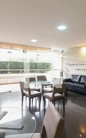 Apartamento à venda com 271m², 3 quartos e 3 vagas Apartamento à venda com 271m², 3 quartos e 3 vagasCondomínio - Salão de Festas