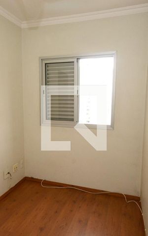 Apartamento para alugar com 73m², 3 quartos e 2 vagasQuarto 2