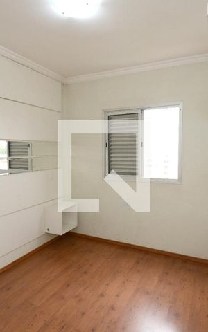 Apartamento para alugar com 73m², 3 quartos e 2 vagasSuíte