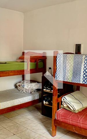Casa à venda com 232m², 5 quartos e 2 vagasQuarto 3