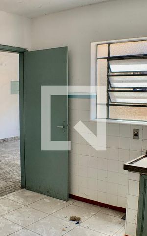 Casa à venda com 232m², 5 quartos e 2 vagasCozinha