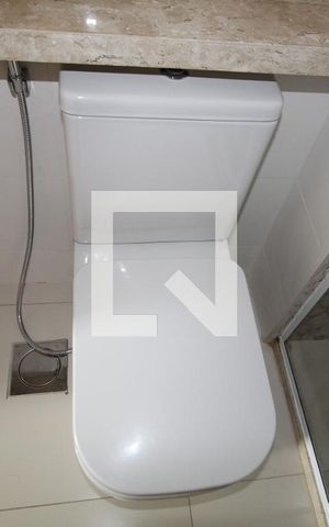 Apartamento à venda com 111m², 3 quartos e 2 vagasBanheiro do corredor