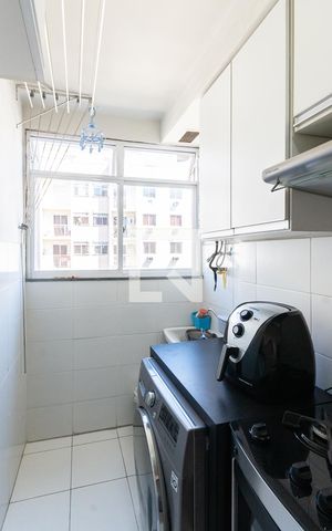 Apartamento à venda com 47m², 2 quartos e sem vagaCozinha e Área de Serviço
