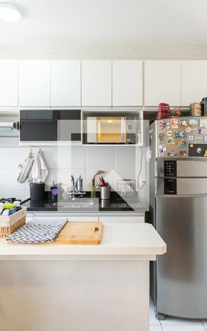 Apartamento à venda com 47m², 2 quartos e sem vagaCozinha e Área de Serviço