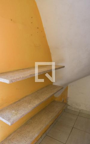 Casa à venda com 128m², 3 quartos e 1 vaga Casa à venda com 128m², 3 quartos e 1 vagaSala
