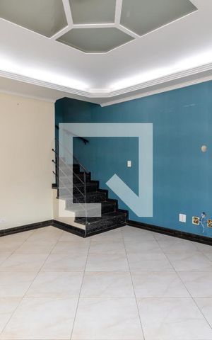 Casa à venda com 300m², 4 quartos e 4 vagasSala de Estar