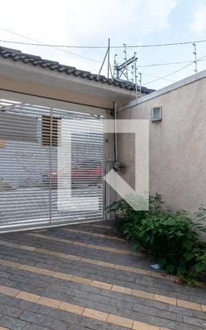 Casa à venda com 300m², 4 quartos e 4 vagasGaragem