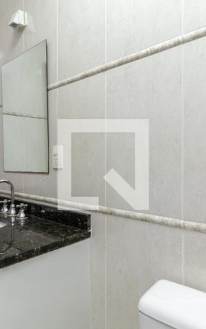 Casa à venda com 300m², 4 quartos e 4 vagasBanheiro 3