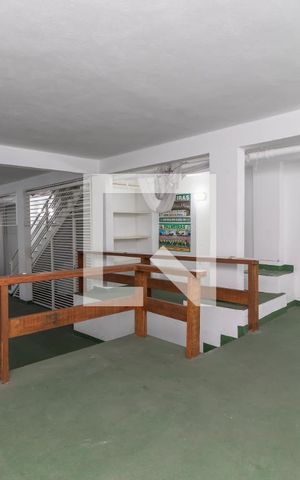 Casa à venda com 300m², 4 quartos e 4 vagasSalão