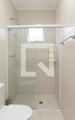 Casa à venda com 300m², 4 quartos e 4 vagasBanheiro da Suíte 2