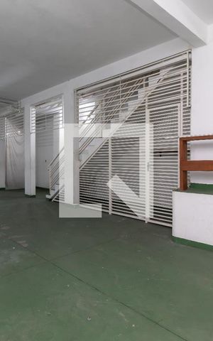 Casa à venda com 300m², 4 quartos e 4 vagasSalão