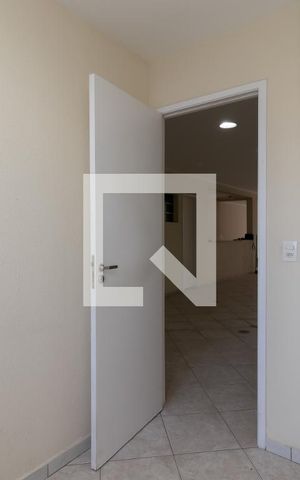 Casa à venda com 300m², 4 quartos e 4 vagasGaragem - Escritório