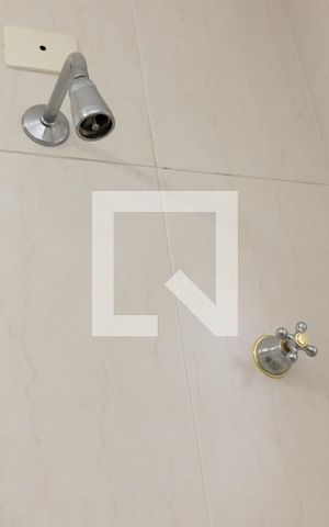Casa à venda com 300m², 4 quartos e 4 vagasBanheiro da Suíte 2
