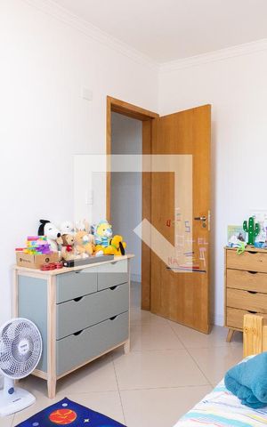 Casa à venda com 196m², 3 quartos e 3 vagas Casa à venda com 196m², 3 quartos e 3 vagasQuarto 2