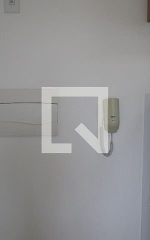 Apartamento para alugar com 49m², 2 quartos e sem vagaDisjuntores e Interfone