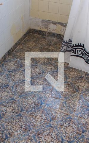 Casa à venda com 561m², 5 quartos e 5 vagas Casa à venda com 561m², 5 quartos e 5 vagasBANHEIRO SOCIAL PISO INFERIOR