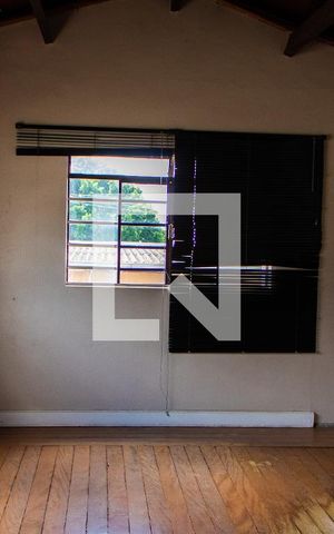 Casa à venda com 561m², 5 quartos e 5 vagas Casa à venda com 561m², 5 quartos e 5 vagasQUARTO 5