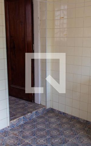 Casa à venda com 561m², 5 quartos e 5 vagas Casa à venda com 561m², 5 quartos e 5 vagasÁREA DE SERVIÇO