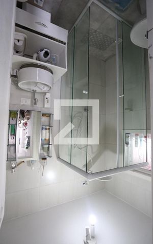 Casa à venda com 165m², 3 quartos e 1 vagaBanheiro