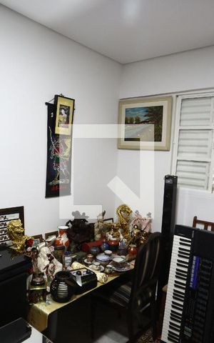 Casa à venda com 165m², 3 quartos e 1 vagaquarto