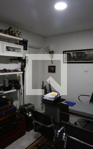 Casa à venda com 165m², 3 quartos e 1 vagasuíte 