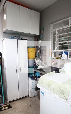 Casa à venda com 165m², 3 quartos e 1 vagaÁrea de Serviço