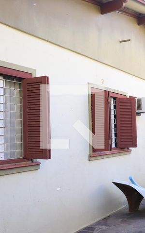 Casa à venda com 430m², 5 quartos e 2 vagasPiscina 