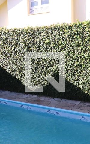 Casa à venda com 430m², 5 quartos e 2 vagasPiscina 