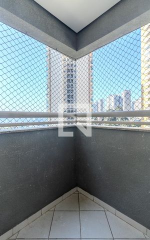 Apartamento à venda com 75m², 2 quartos e 2 vagas Apartamento à venda com 75m², 2 quartos e 2 vagasVaranda