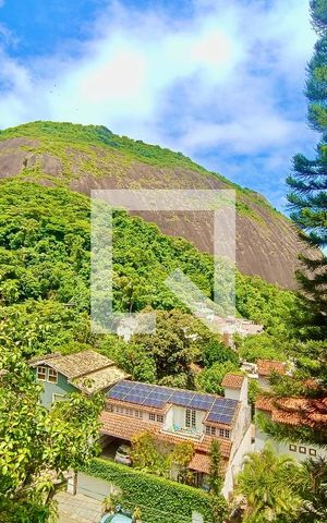 Casa à venda com 1217m², 4 quartos e 4 vagasVaranda do Quarto 3