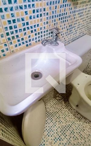 Casa à venda com 1217m², 4 quartos e 4 vagasBanheiro 2