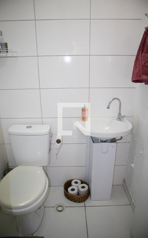 Apartamento para alugar com 42m², 2 quartos e sem vagaBanheiro