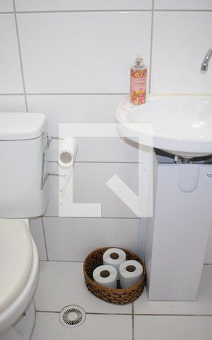 Apartamento para alugar com 42m², 2 quartos e sem vagaBanheiro
