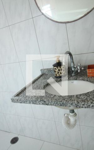 Casa à venda com 200m², 6 quartos e 2 vagasBanheiro da Suíte 3