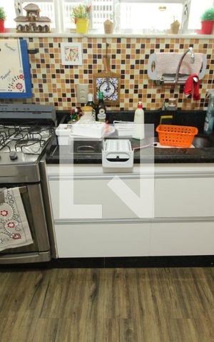 Apartamento à venda com 70m², 2 quartos e 2 vagasCozinha