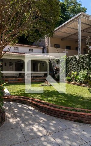 Casa à venda com 500m², 5 quartos e 3 vagasQuintal